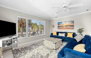 Siesta Key Canal-front Retreat - Sarasota, Florida