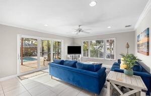 Siesta Key Canal-front Retreat - Sarasota, Florida