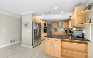 Siesta Key Canal-front Retreat - Sarasota, Florida