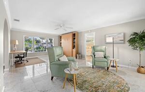 Siesta Key Canal-front Retreat - Sarasota, Florida