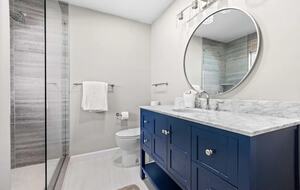 Siesta Key Canal-front Retreat - Sarasota, Florida