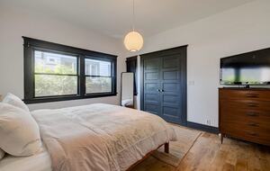 Graphite Grace | A Century-Old Craftsman Retreat - Los Angeles, California