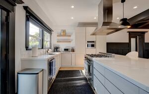 Graphite Grace | A Century-Old Craftsman Retreat - Los Angeles, California