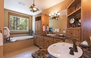 Sunstone Getaway - Bend, Oregon