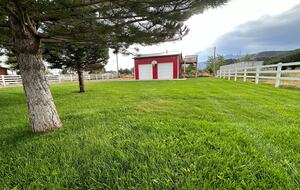 Lawn/Barn