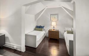 Tudor Fairytale Haven - Baton Rouge, Louisiana