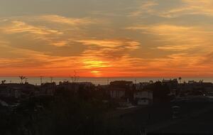 SoCal Beach House with Spectacular Views - Hermosa Beach, California