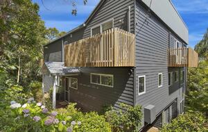 Coastal Haven Beach House - Copacabana, Australia