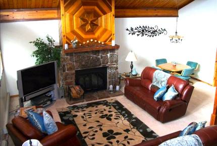 Inviting Chateau in Colorado
