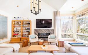 Modern Aspen Beauty - Aspen, Colorado