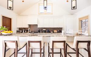 Modern Aspen Beauty - Aspen, Colorado