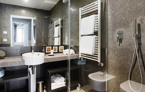 Viola Suite Canal View - Venice, Italy