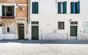 Viola Suite Canal View - Venice, Italy