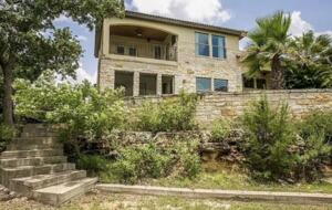 Casa T on Lake Travis in Devil's Cove - Jonestown, Texas