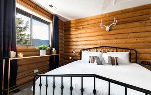 Ideallic Modern Mountain Hub - Dillon, Colorado