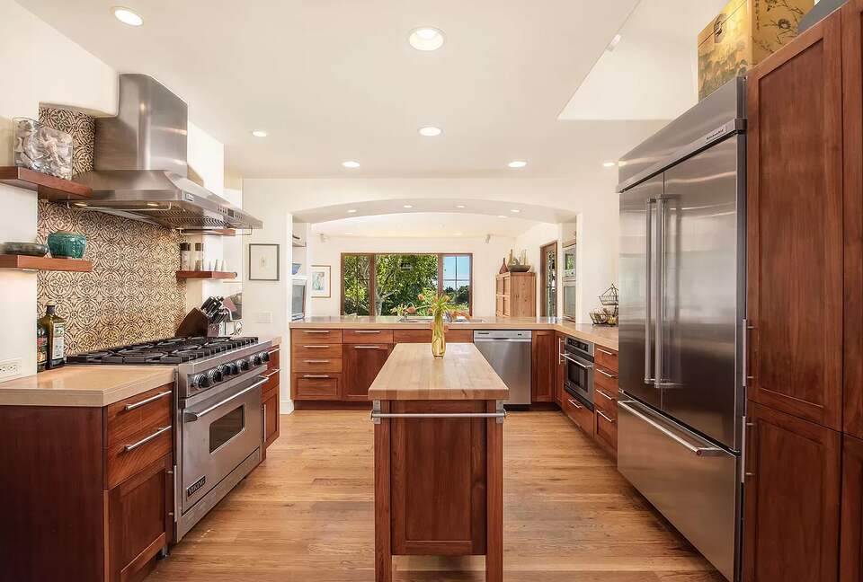 Santa Barbara Riviera | Estate Home Plus Carriage House - Santa Barbara, California