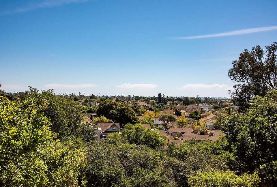 Santa Barbara Riviera | Estate Home Plus Carriage House - Santa Barbara, California