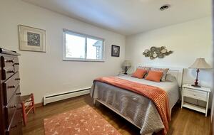 Mitten Getaway on All-Sports Tan Lake - Oxford, Michigan