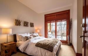 Alpine Elegance - Mont-Tremblant, Canada