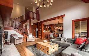 Alpine Elegance - Mont-Tremblant, Canada