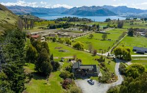 Hidden Oasis Retreat - Wanaka, New Zealand