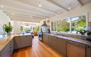 Hidden Oasis Retreat - Wanaka, New Zealand