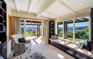 Hidden Oasis Retreat - Wanaka, New Zealand