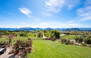 Hidden Oasis Retreat - Wanaka, New Zealand