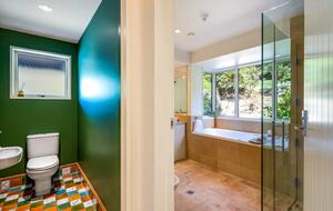 Hidden Oasis Retreat - Wanaka, New Zealand