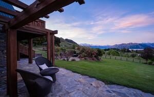 Hidden Oasis Retreat - Wanaka, New Zealand