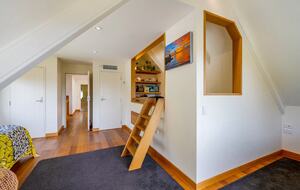 Hidden Oasis Retreat - Wanaka, New Zealand