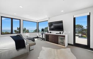 Del Mar Hilltop Oceanview Retreat - Del Mar, California