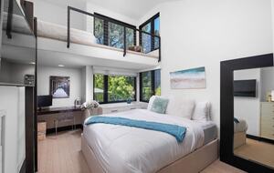 Del Mar Hilltop Oceanview Retreat - Del Mar, California