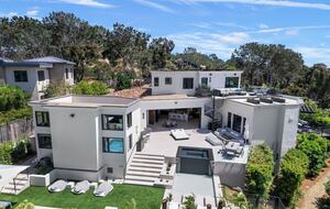 Del Mar Hilltop Oceanview Retreat - Del Mar, California