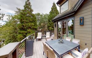 Luxury Lakefront Retreat - Lake Arrowhead, California