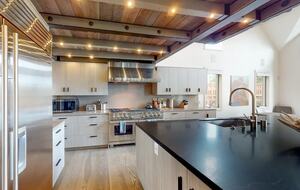 Luxury Lakefront Retreat - Lake Arrowhead, California