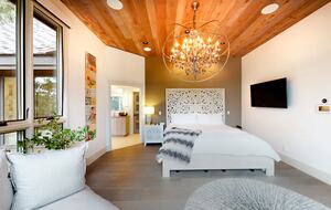 Luxury Lakefront Retreat - Lake Arrowhead, California