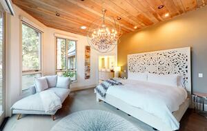 Luxury Lakefront Retreat - Lake Arrowhead, California