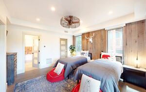 Luxury Lakefront Retreat - Lake Arrowhead, California