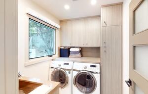 Luxury Lakefront Retreat - Lake Arrowhead, California