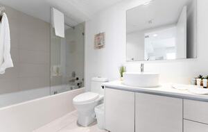 Hallandale Beach Hideaway - Hallandale Beach, Florida