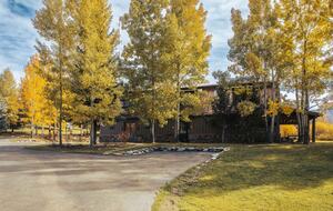 Stunner in Aspen/Snowmass - 25 Acre Mountain Perfection - Snowmass, Colorado