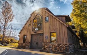 Stunner in Aspen/Snowmass - 25 Acre Mountain Perfection - Snowmass, Colorado