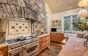 Stunner in Aspen/Snowmass - 25 Acre Mountain Perfection - Snowmass, Colorado