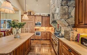 Stunner in Aspen/Snowmass - 25 Acre Mountain Perfection - Snowmass, Colorado