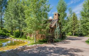 Stunner in Aspen/Snowmass - 25 Acre Mountain Perfection - Snowmass, Colorado