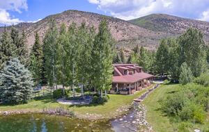 Stunner in Aspen/Snowmass - 25 Acre Mountain Perfection - Snowmass, Colorado