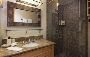 Stunner in Aspen/Snowmass - 25 Acre Mountain Perfection - Snowmass, Colorado