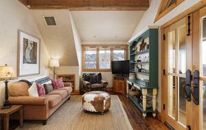 Stunner in Aspen/Snowmass - 25 Acre Mountain Perfection - Snowmass, Colorado