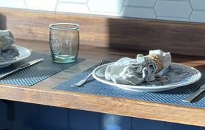 itchen bar area with extra seating for 2 additional guests